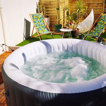 Superbe Appartement Avec Jacuzzi Avec Jardin Prive Λυών Εξωτερικό φωτογραφία