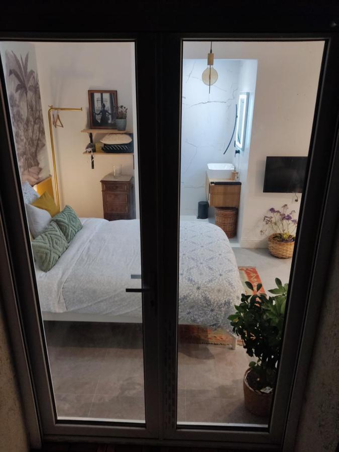 Superbe Appartement Avec Jacuzzi Avec Jardin Prive Λυών Εξωτερικό φωτογραφία