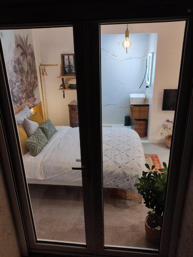 Superbe Appartement Avec Jacuzzi Avec Jardin Prive Λυών Εξωτερικό φωτογραφία